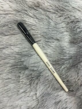Bobbi Brown Eye Sweep Makeup Brush